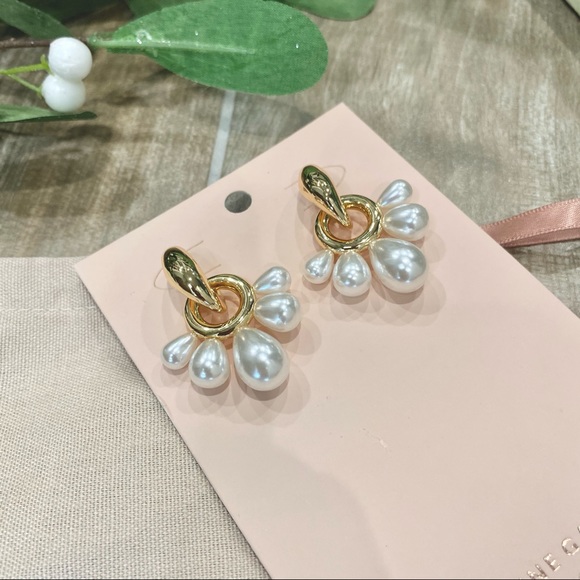 Mignonne gavigan freshwater pearl drop earrings - Picture 5 of 6